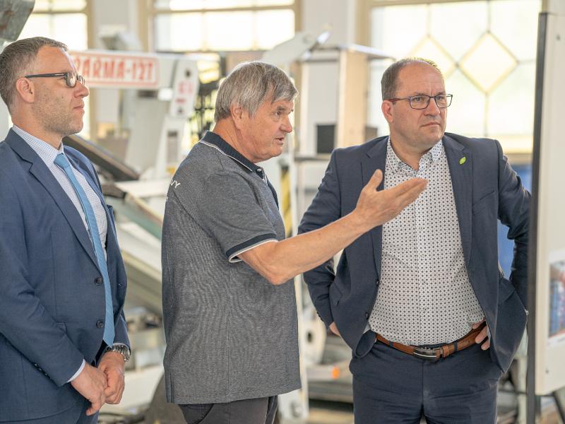 Zahájení stavby malé vodní elektrárny Klecany II na Vltavě 15. 5. 2024 (49).jpg