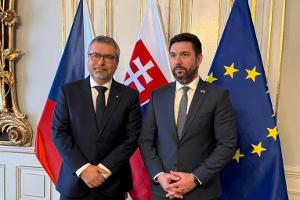 Ministři zemědělství Česka a Slovenska chtějí posilovat spolupráci jednotlivých sekcí svých úřadů i partnerství v rámci Visegrádské skupiny