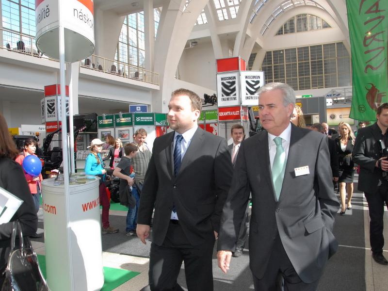 Ministr Jurečka navštívil mezinárodní veletrh Techagro, Animal Vetex, Silva Regina a Biomasa 2014