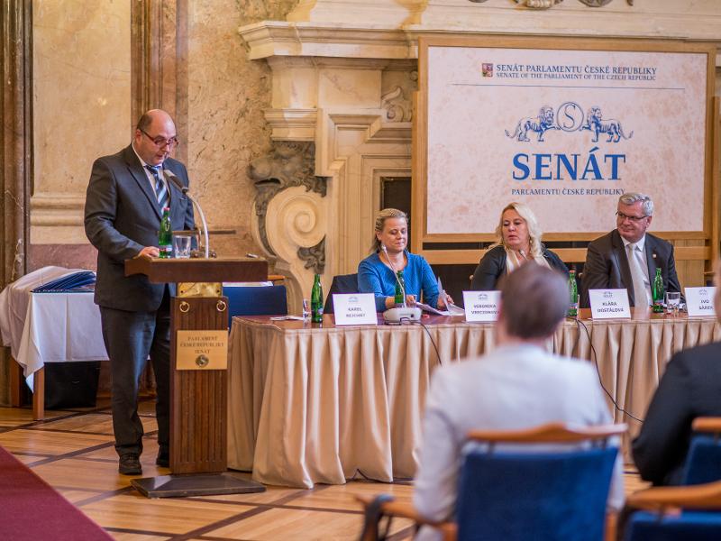 Vyhlášení výsledků ocenění Oranžová a Zelená stuha ČR roku 2017 v Senátu PČR