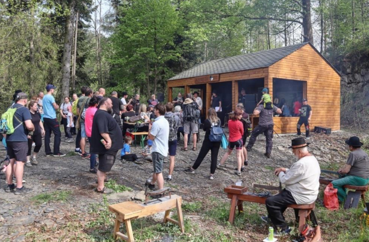 Naučná stezka K Jezernímu dolu