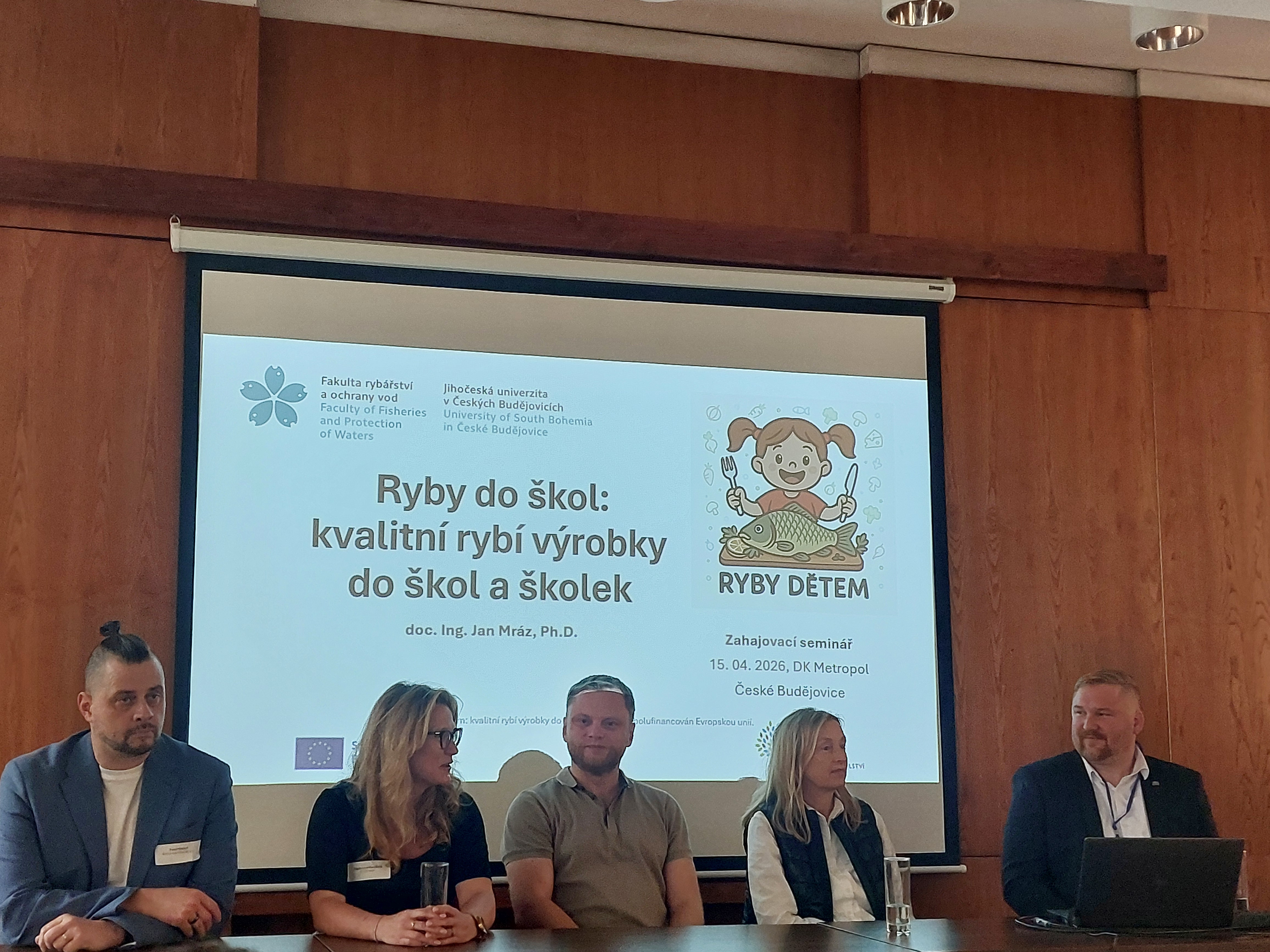 Zahajovací seminář projektu Ryby dětem otevřel debatu o kvalitních rybích výrobcích ve školách a školkách