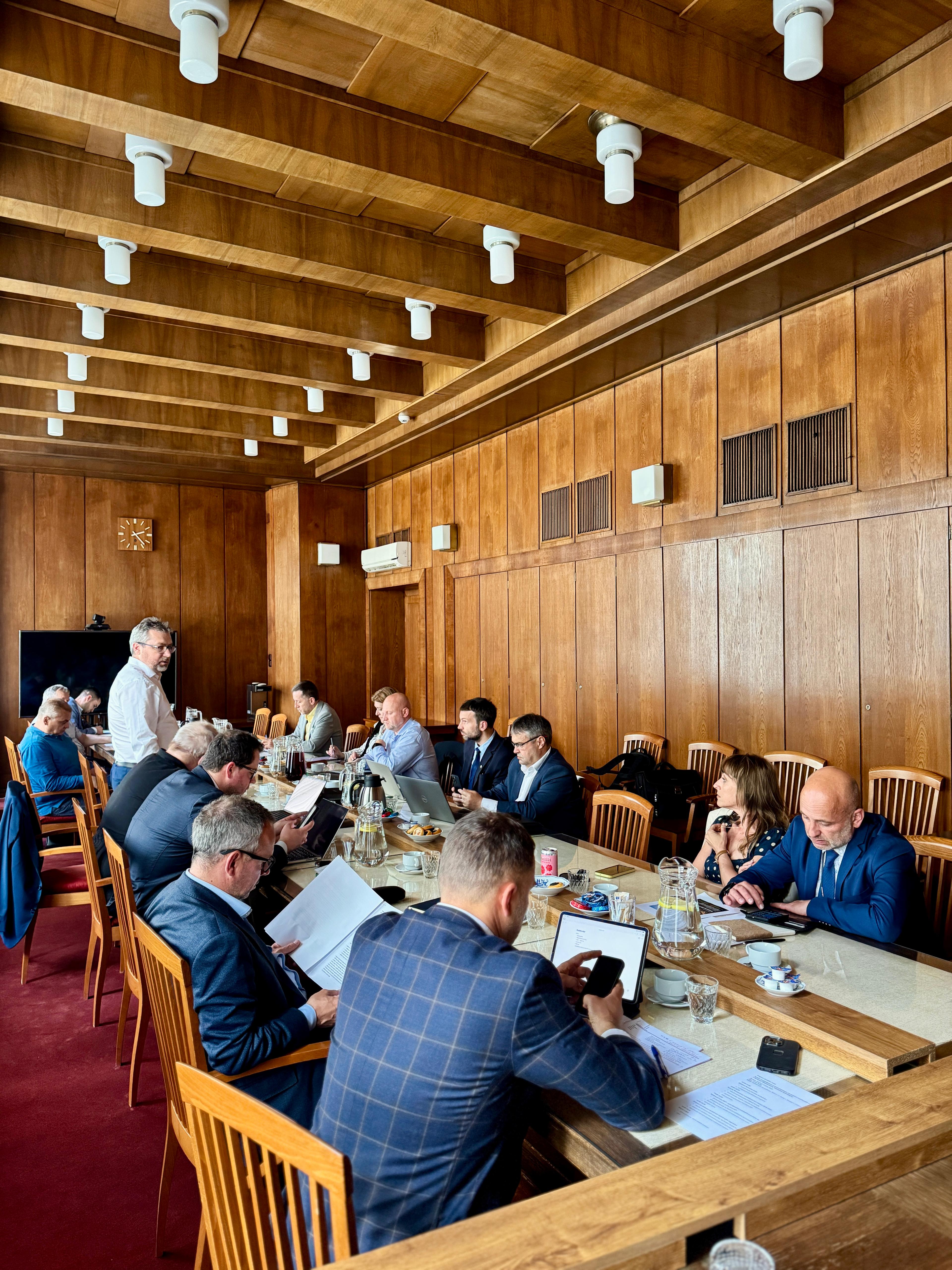 Ministr zemědělství diskutoval se zástupci nevládních organizací o budoucnosti českého zemědělství